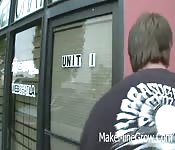 Masseur gets sucked by a thankful blonde post-massage