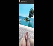 Katja and Lucy, foot battle