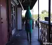 Nadia Ali va a gloryhole